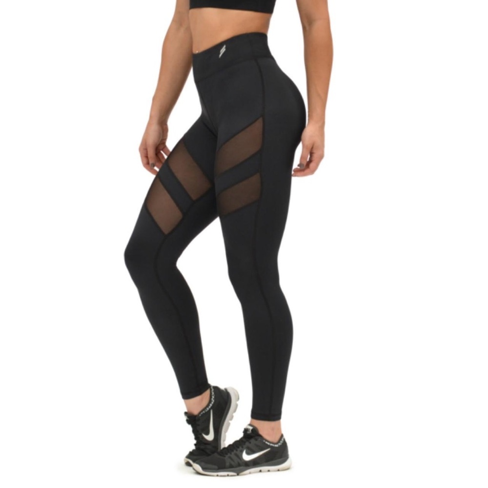 Doyoueven Black Mesh Panel Leggings